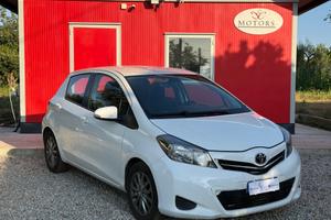 Toyota Yaris 1.4 D-4D 5 porte Lounge