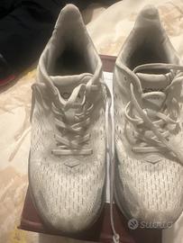 Scarpe hoka