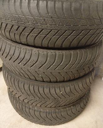 Pneumatici 4 stagioni Nexen per Citroen C1
