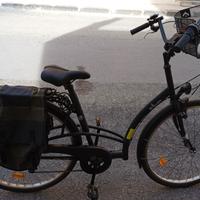 Bicicletta btwin da passeggio adulti.
