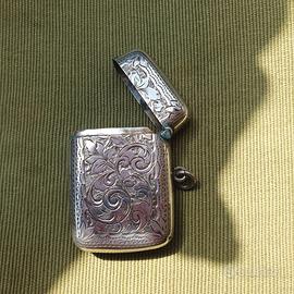 Antico portafiammiferi