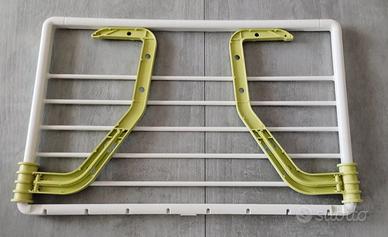 Stendibiancheria da balcone e termosifone