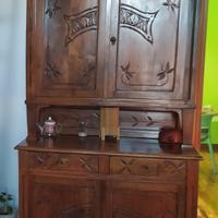 Credenza antica
