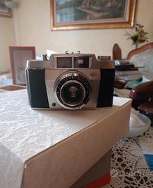 fotocamera vintage con custodia e certificato 