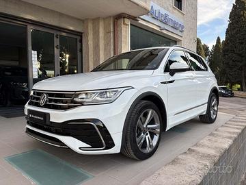 VOLKSWAGEN Tiguan 2.0 TDI 150 CV SCR DSG R-Line
