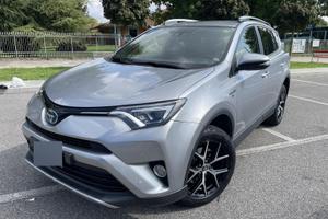 Rav4 2.5 full Hybrid Style 2017 121.000 km -ibrida