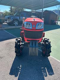 trattore Kubota