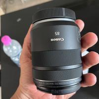 Obbiettivo canon 85