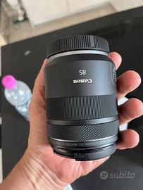 Obbiettivo canon 85