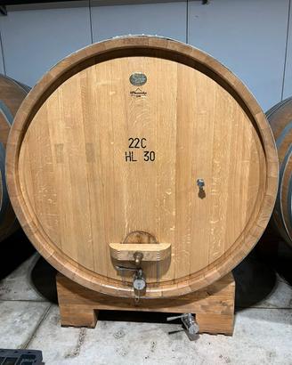 Botte di legno da 3000 litri- Azienda  Pausha