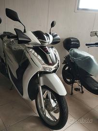 SPLENDIDA OCCASSIONE HONA SH 125 FUL LED ABS BIANC