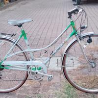 Bici sportiva Benotto da donna ruote 28"