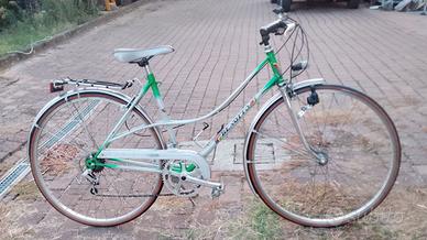 Bici sportiva Benotto da donna ruote 28"