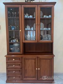 Parete attrezzata di legno massello