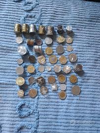 Lotto di monete vecchie (lire, franchi, ecc...