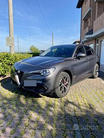 Alfa Romeo Stelvio 2.2 160 CV