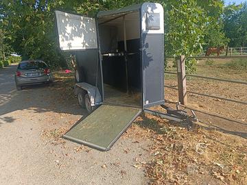 Trailer trasporto cavalli