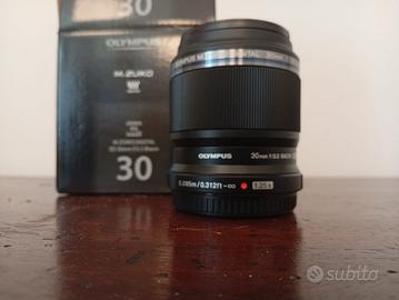 Olympus 30 mm F3,5 macro