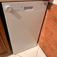 Lavastoviglie slim Beko