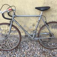 bici corsa ragazzo vintage 