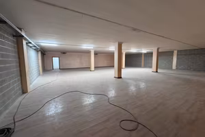 Magazzino al piano interrato di 1100mq