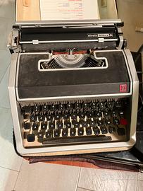 Macchina da scrivere olivetti lettera dl