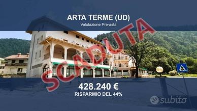 Immobile in asta di 2859 m² con più di 5 locali a 