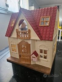 Casetta cottage Sylvanian Families + Fam. Flora