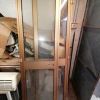 Porta in alluminio con telaio