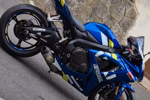 Suzuki gsxr 600 k6