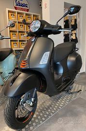VESPA GTS 300 hpe SUPER SPORT