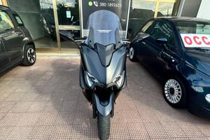 Yamaha T Max 560