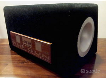 Subwoofer alpine swr 823 d in cassa axiom reflex