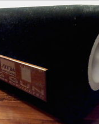 Subwoofer alpine swr 823 d in cassa axiom reflex