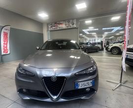 Alfa Romeo Giulia 2.2 Turbodiesel 180 CV AT8 Busin