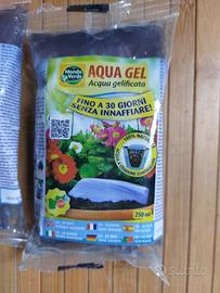 ACQUA GEL IRRIGAZIONE PIANTE 