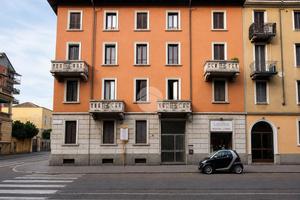 2 LOCALI A MILANO