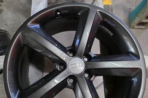 Cerchi in lega da 18 per Audi