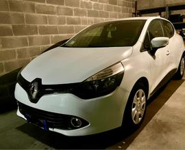 Renault CLIO 1.2 Live 5P 75CV - OK NEOPATENTATI