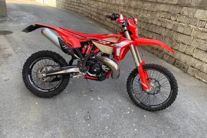 Moto enduro