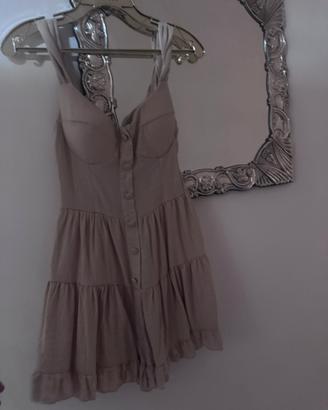 Vestito a pantaloncino beige