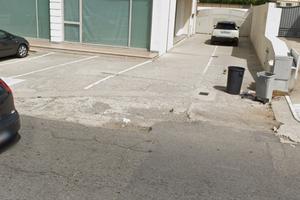 Posti auto box auto deposito ss 111