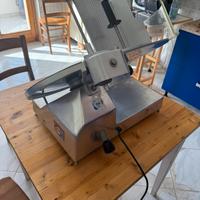 Affetatrice lama 30 220v