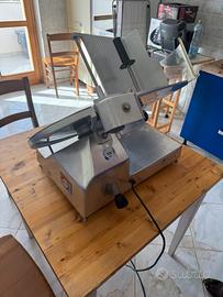 Affetatrice lama 30 220v