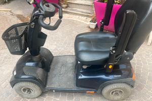 Scooter 4ruote elettrico