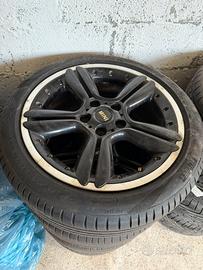 Mini Countryman gomme e cerchi