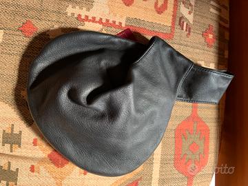 Borsa pochette I Santi in vera pelle