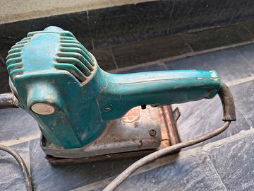 Antica levigatrice Black and Decker 