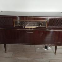 Mobile radio e giradischi Grundig modernariato