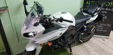 Yamaha Fazer 8 MOTO